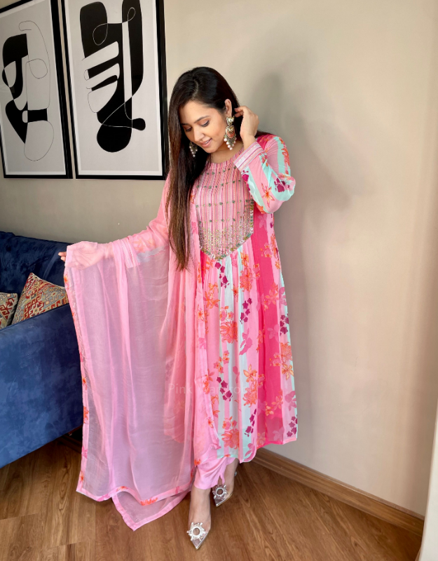 Indian traditional dresses for women in India at Pink Wardrobe Vadodara