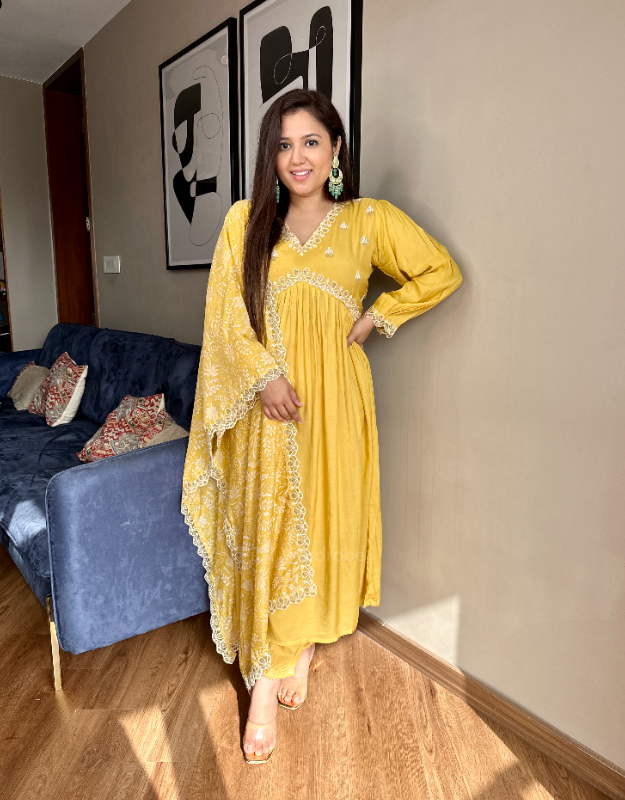 Indian traditional dresses for women in India at Pink Wardrobe Vadodara