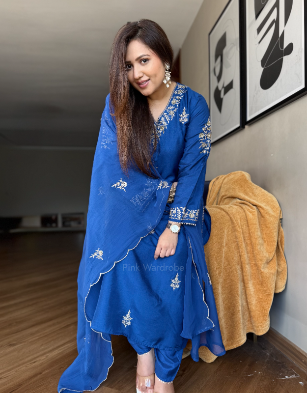Shop Ethnic Wear & Indo-Western Dresses Online | Pink Wardrobe